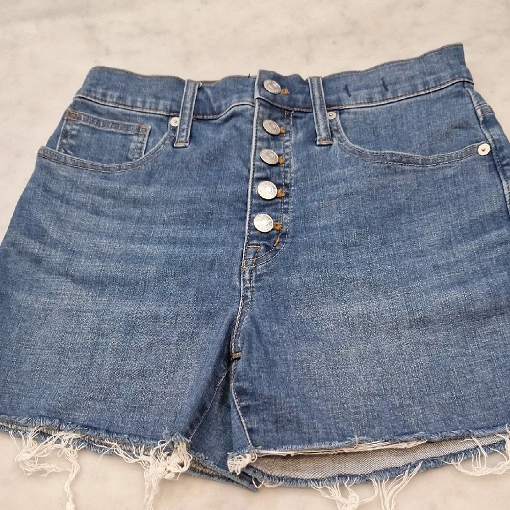Madewell Denim Shorts Wom 25 Blue High Rise Button‎ Fly Raw Hem Jean Cut Offs
